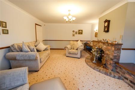 Living Room (2)