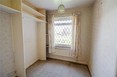 Box Bedroom