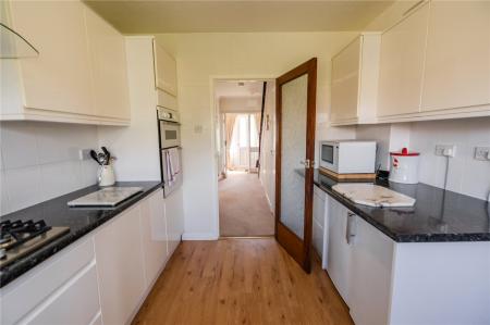 Kitchen (2)