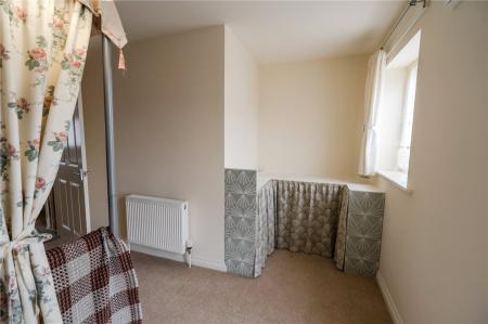 Bedroom 2 (2)