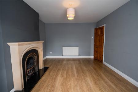 Living Room (2)