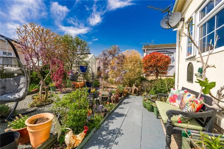 Garden (4)