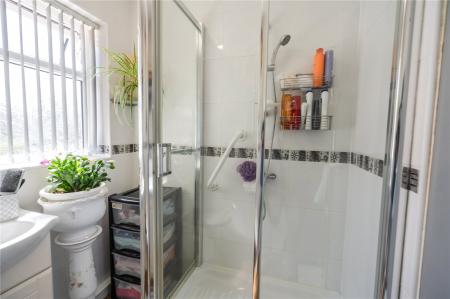 Shower Room (2)