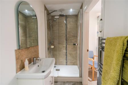 Shower Room (2)
