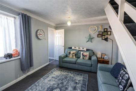 Living Room (2)