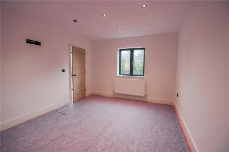 Bedroom 4 (2)