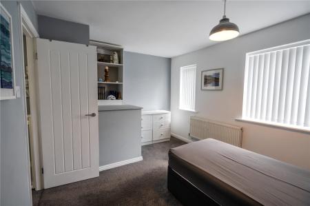 Bedroom 1 (2)