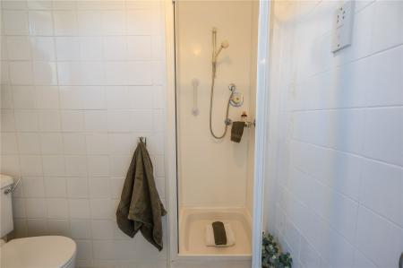 En-Suite (2)