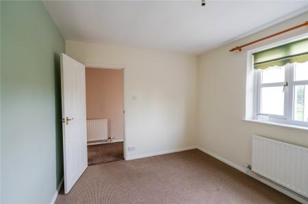 Bedroom 1 (2)