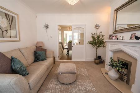 Living Room (2)