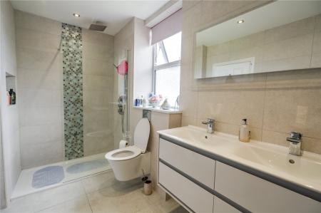 Bathroom (2)