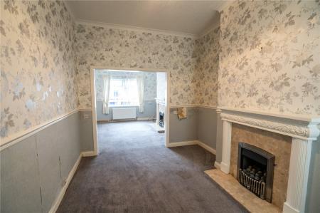 Living Room (2)