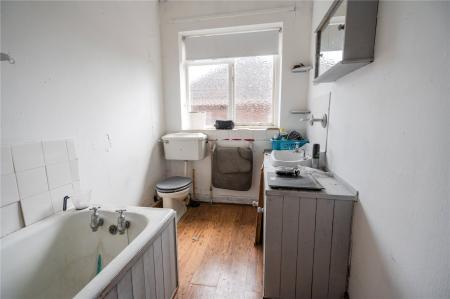 Flat - Bathroom