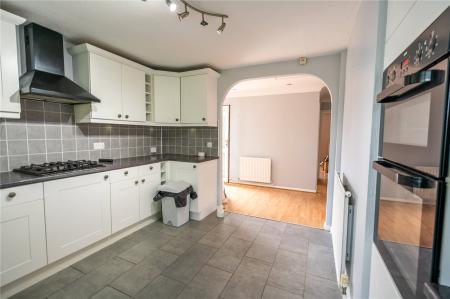 Kitchen (2)