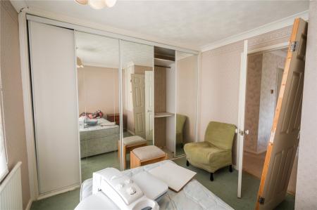 Bedroom 3 (2)