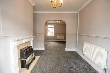 Living Room (2)
