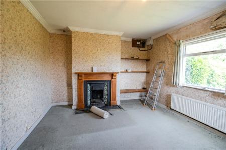 Living Room (2)