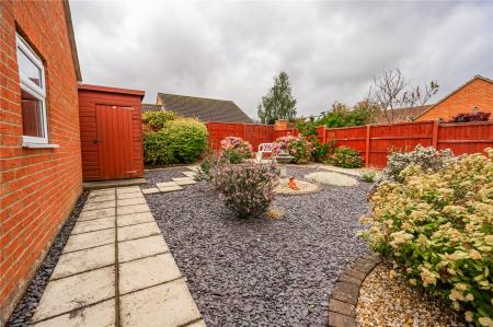 Garden (2)