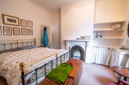 Bedroom 2 (1)