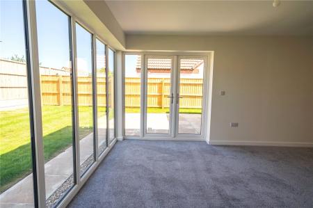Living Room/Kitchen