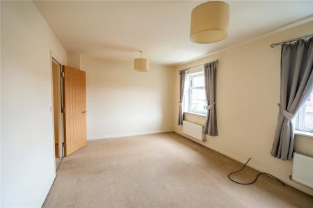 Living Room (2)