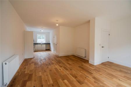Living Room (2)