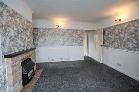 Living Room (2)