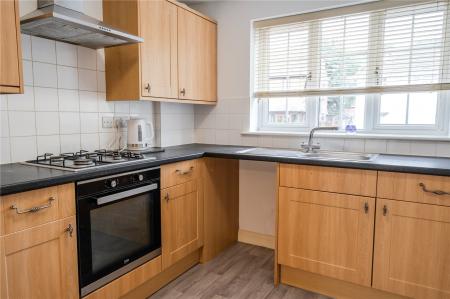 Kitchen (2)