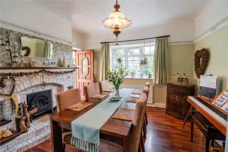 Dining Room (2)