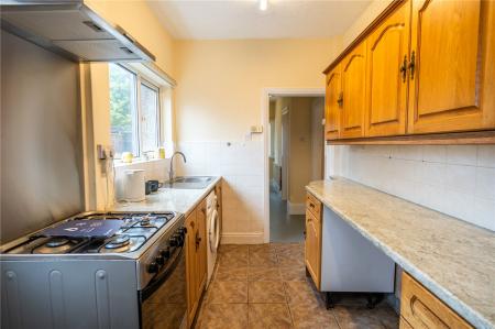 Kitchen (2)