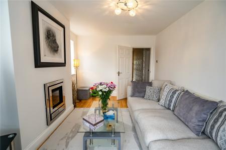 Living Room (2)