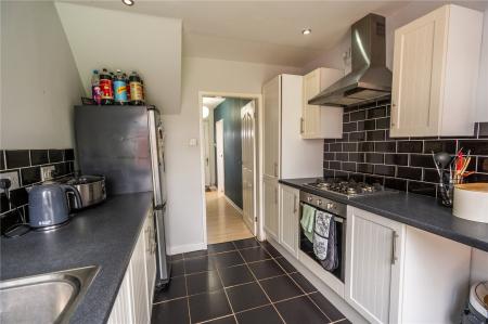 Kitchen (2)
