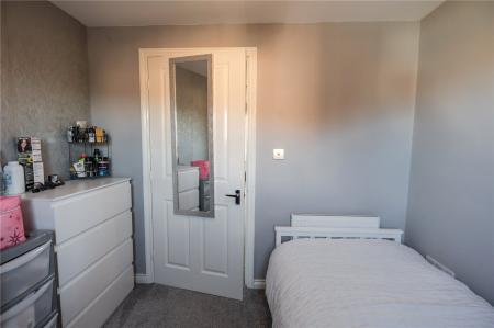 Bedroom 3 (2)