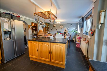 Kitchen-Diner (2)