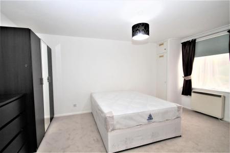 Bedroom.JPG