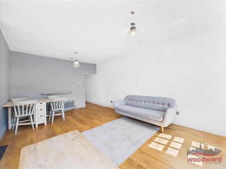 Loung/Dining Room