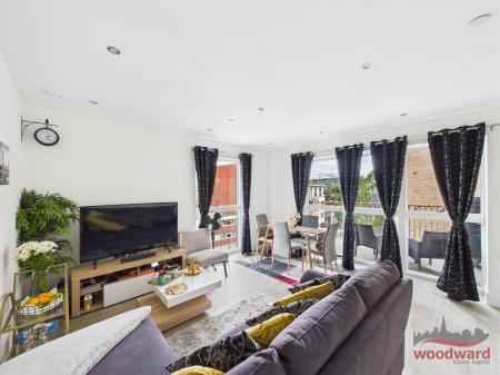 Kitchen/Living Area