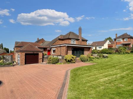 Media image 01