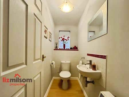 Downstairs Cloaks/WC