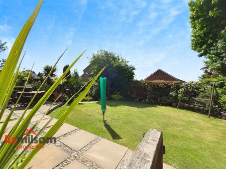 Non overlooked rear garden