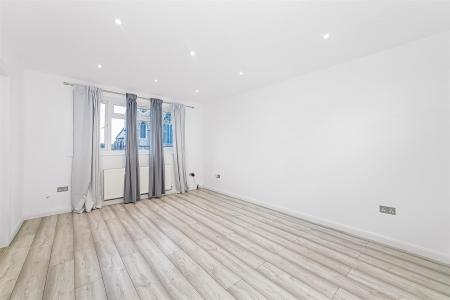 Open plan kitchen & Living Room