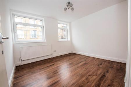 Tesoro_property_2 Oakfield Rd _Bedroom (2).jpg