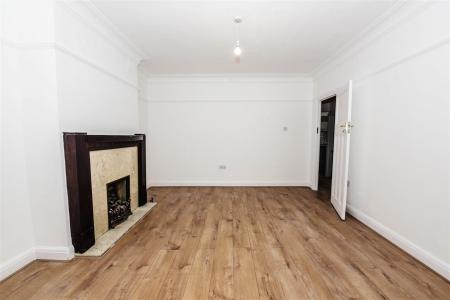 Tesoro_property_3 Howard Rd _Livingroom (4).jpg