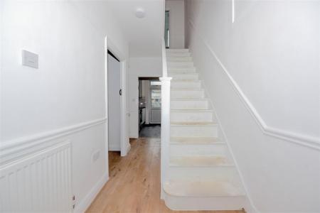 Tesoro_property_3 Howard Rd _Hallway (2).jpg