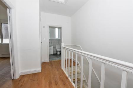 Tesoro_property_3 Howard Rd _SE25 5UB (27).jpg