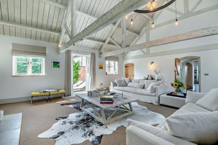 8615826-interior08-800.jpg