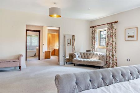 8653358-interior18-800.jpg