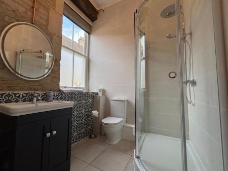Quenington Apartment.12.jpeg
