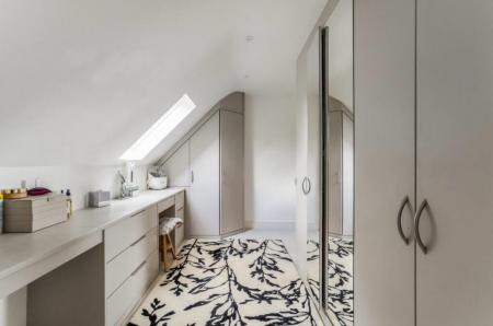 WhatsApp Image 2025-11-12 at 09.11.21.jpeg