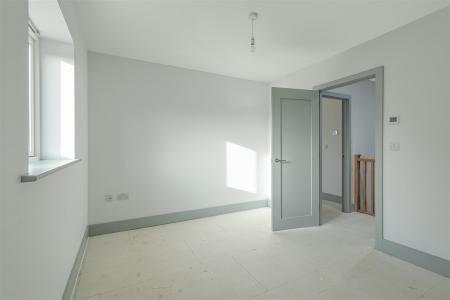 2 Saxon Drive (5).jpg